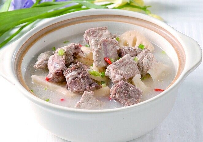 燉排骨湯 www.osxg.com.cn