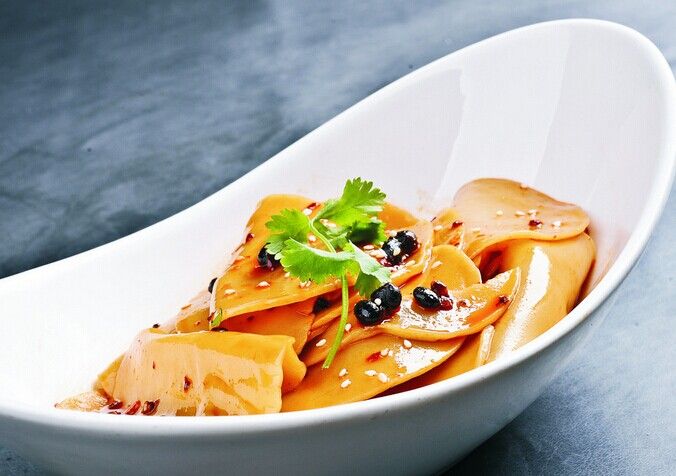 餃子皮怎么做好吃 www.osxg.com.cn