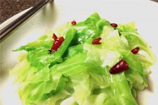 圓白菜的做法 www.osxg.com.cn