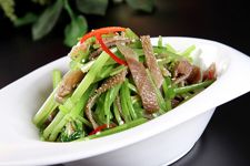 水芹菜的做法 www.osxg.com.cn