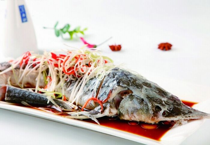 清蒸鱘魚 www.osxg.com.cn