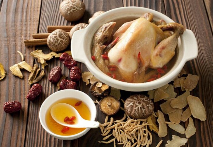 砂鍋燉雞湯 www.osxg.com.cn